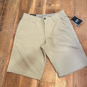 NWT - Men’s Under Armour Kahki Golf Shorts